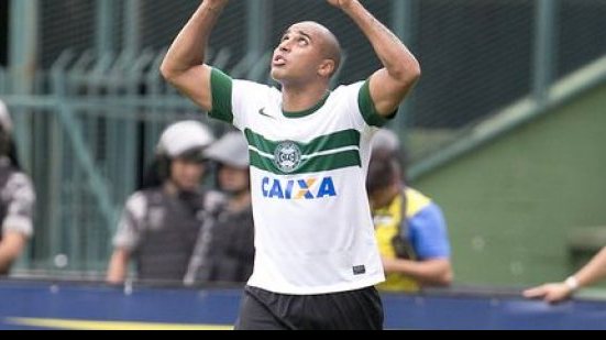 Imagem Libertadores pesa, e atacante vai para o Botafogo