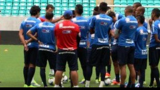 Imagem Treinador divulga relacionados para estreia tricolor na Copa BR