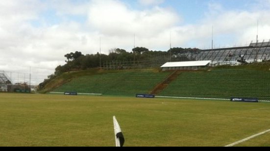 Imagem J Malucelli lança promoção para lotar estádio contra o Leão