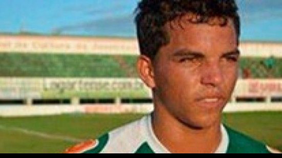Imagem  Depois de goleiro, Conquista contrata lateral-direito