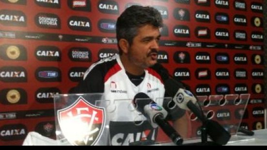 Imagem Ney Franco sobre derrota no BaVi: “melhor partida da temporada”