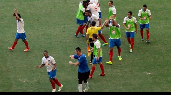 Imagem Vídeo: veja os lances e os dois gols do Bahia sobre o Vitória