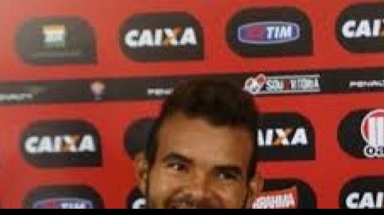 Imagem  José Wellison fica de fora do jogo contra o Bode