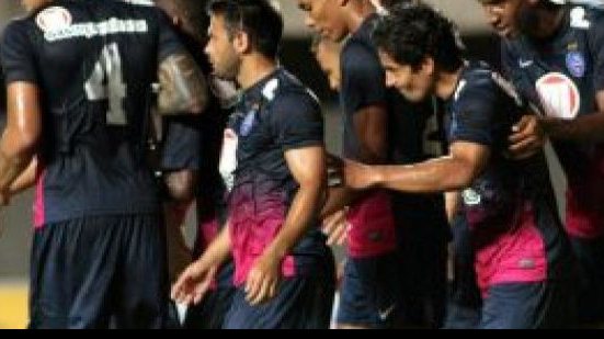 Imagem Bahia arranca empate com o Serrano e decide vaga no sábado