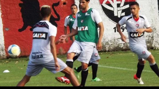 Imagem Reservas do Vitória treinam na Toca do Leão