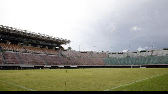 Imagem Vitória tem prejuízo de mais de R$ 100 mil como mandante em 2014