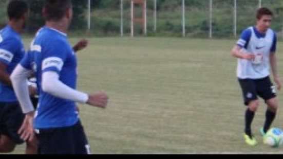 Imagem Com desfalques, Bahia treina com bola no Fazendão