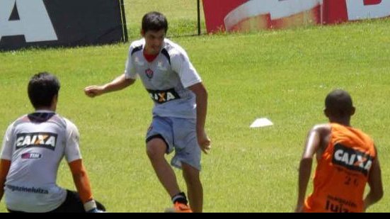 Imagem Em coletivo, Ney Franco arma time que deve encarar o Bahia