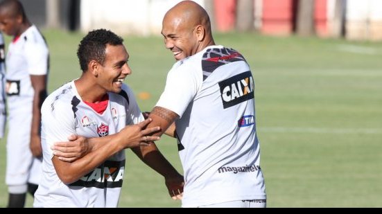 Imagem Souza diz que sempre foi rubro negro e promete gol no Bahia
