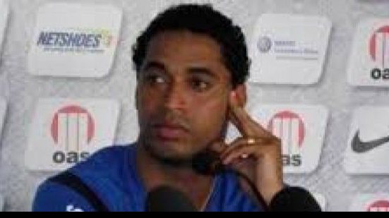 Imagem   Ainda sem previsão de jogar, Ávine comemora recuperação