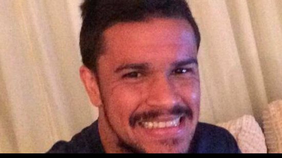 Imagem Ex-meia da dupla BaVi, Rafael Bastos torce pelo tricolor na final