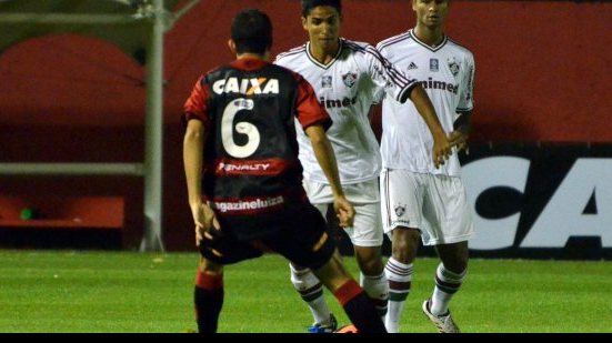 Imagem Brasileirão: primeiros duelo do Vitória têm arbitragem escalada