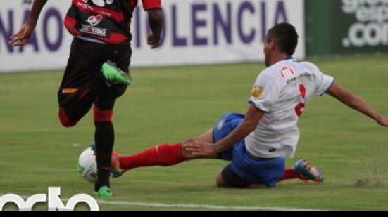 Imagem Veja os gols de Bahia e Vitória na final do Baianão