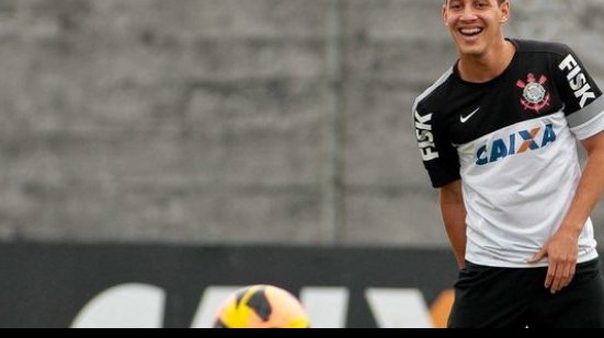 Imagem Meia que estava na mira do Vitória fecha com o Grêmio