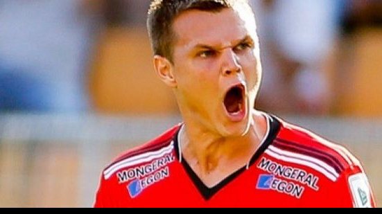 Imagem Vitória faz proposta por zagueiro campeão paulista