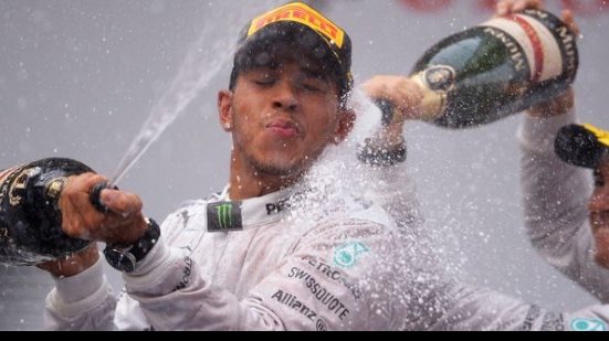 Imagem Hamilton vence GP da China; Massa é apenas o 15º