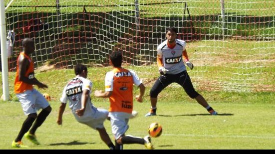 Imagem Sem Coruja e Mansur, Vitória treina de olho no J. Malucelli