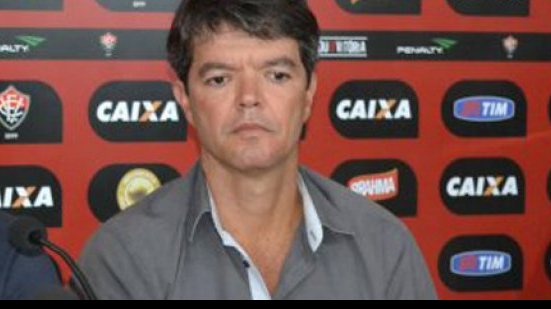 Imagem Ainda sem contratações, Ximenes mostra confiança no elenco do Vitória