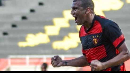 Imagem Após título, Neto Baiano provoca o Náutico: “time de segunda”