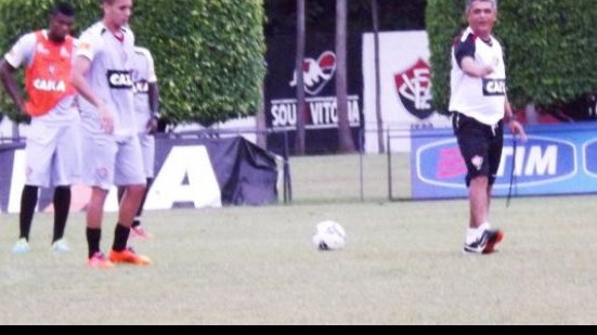 Imagem Vitória se reapresenta na segunda-feira de olho no BaVi
