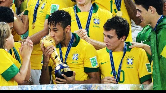 Imagem Com duas supresas, Brasil está convocado para a Copa do Mundo