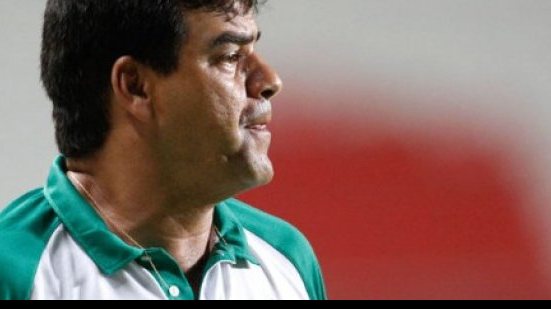 Imagem Técnico do América-MG elogia o Bahia, mas critica arbitragem
