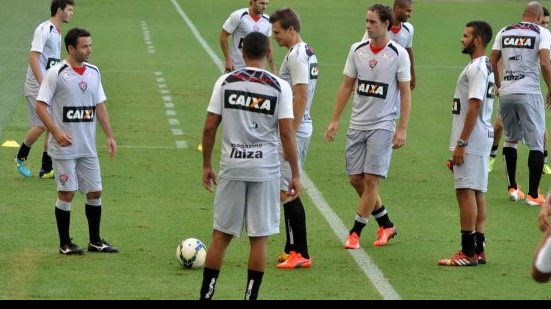 Imagem Ney mantém mistério em treino na Arena, mas time está praticamente definido
