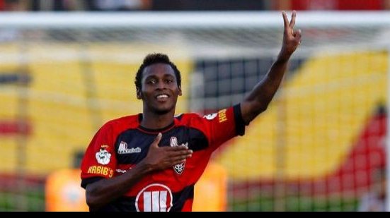 Imagem Marquinhos não deve renovar com Vitória e já teria pré-contrato assinado