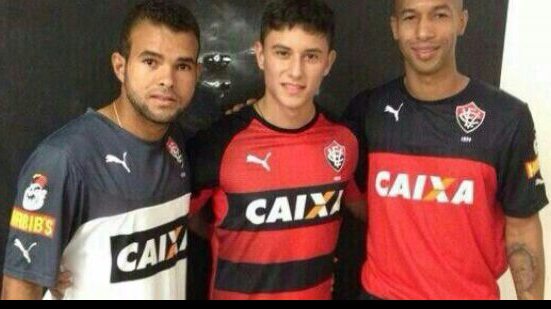 Imagem  Exclusivo: conheça os novos uniformes do Vitória