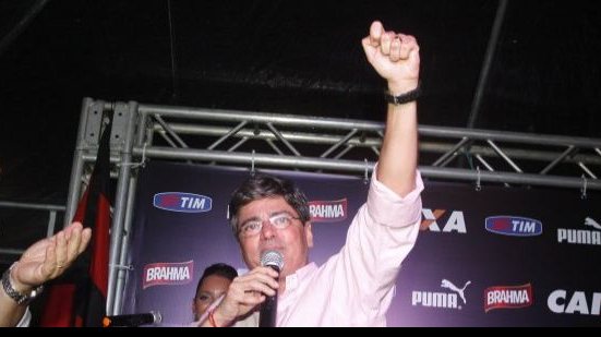 Imagem “Vitória não tem proposta na mão de nenhum treinador”, dispara Falcão