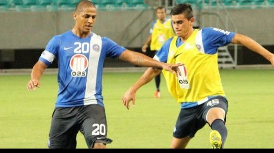 Imagem Uelliton renova contrato com o Bahia até o final do ano