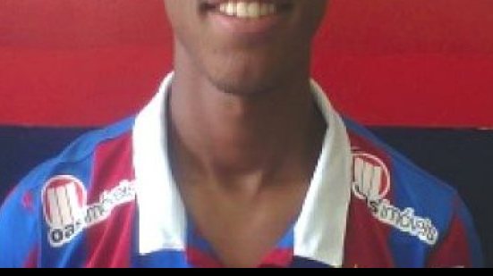 Imagem Após diagnóstico de leucemia, atacante do Bahia inicia tratamento
