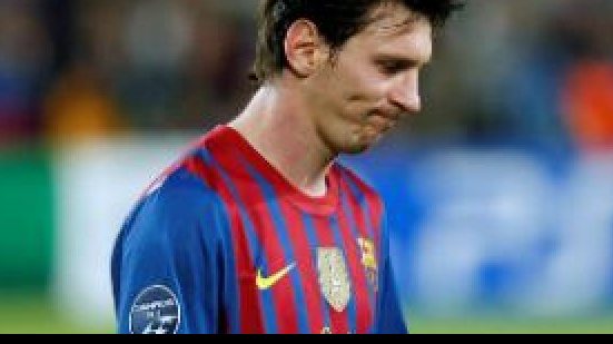 Imagem Messi declara amor ao Barcelona, mas avisa que pode sair