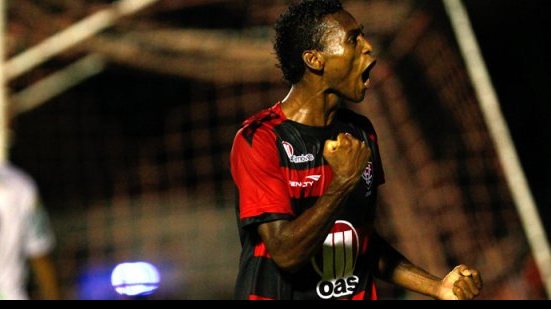 Imagem Marquinhos assina contrato de quatro anos com o Cruzeiro
