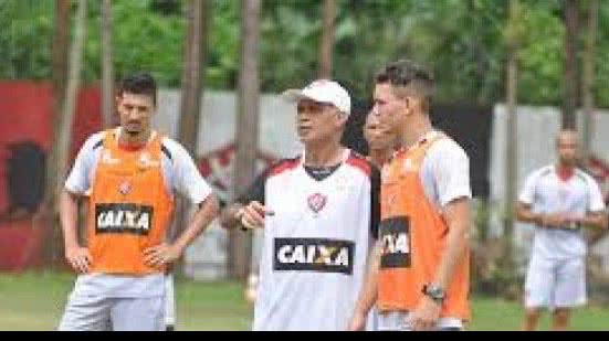 Imagem Em estreia, Jorginho identifica erros e pede tempo para colocar time ao seu modo