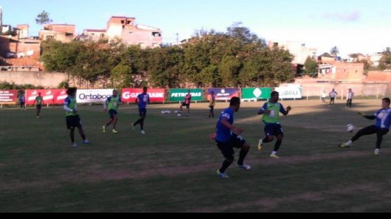 Imagem Com Pittoni, Bahia inicia preparação para enfrentar o Santos