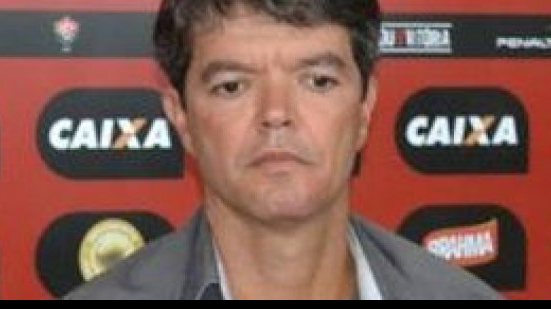 Imagem Mais um! Depois de Ney Franco, Flamengo quer tirar Ximenes do Vitória