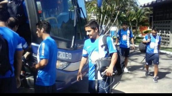 Imagem Após treino, Bahia permanece em Feira para encarar o Santos