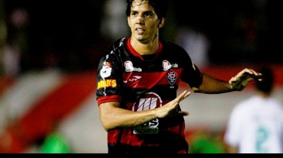 Imagem Empresário de Victor Ramos confirma contato do Vitória
