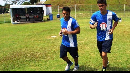 Imagem No Bahia, irmão de Maxi é relacionado para enfrentar Chapecoense