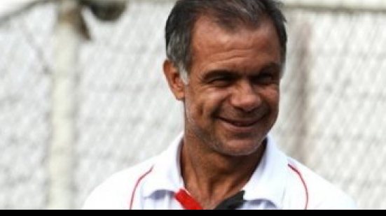 Imagem Jorginho pede união e confiança da torcida para sair do Z-4