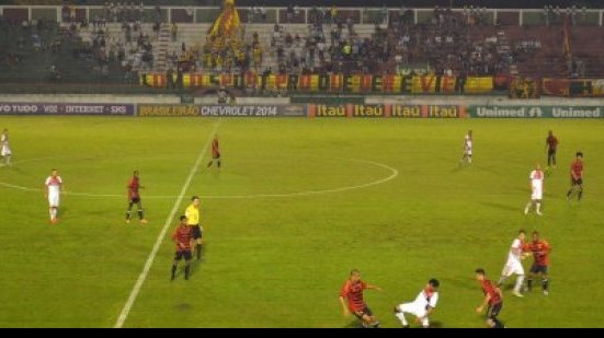 Imagem Técnico do Sport esculhamba gramado do estádio Joia da Princesa