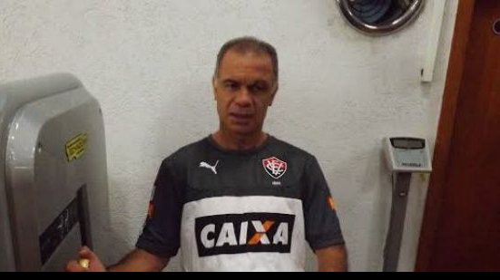Imagem “Vai ajudar bastante o Vitória”, declarou Jorginho sobre novo diretor