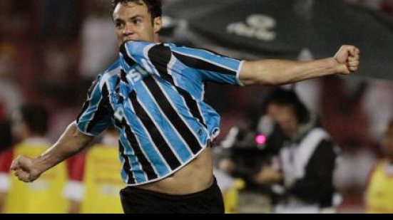 Imagem Kleber Gladiador se aproxima de clube da Série B