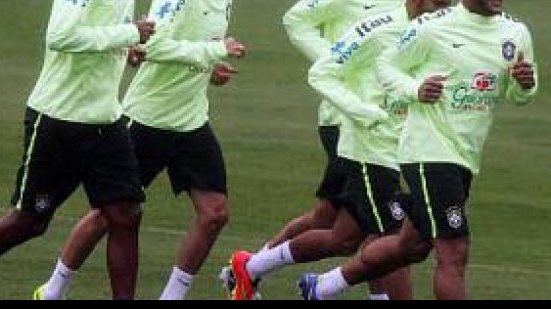 Imagem De olho nas lesões, Felipão diminui carga de treinos da Seleção