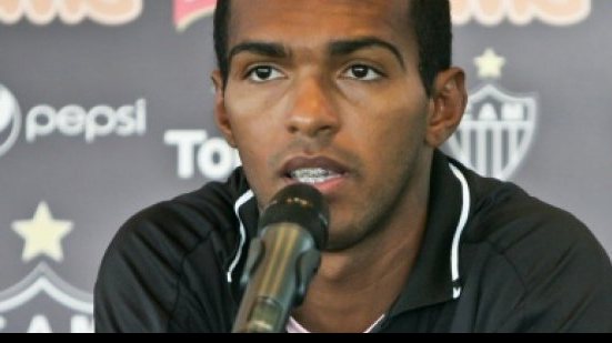 Imagem Sem clube, Richarlyson pode acertar com time da Série A