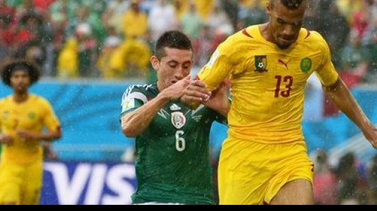 Imagem México vence Camarões e cola na liderança do grupo A junto com o Brasil