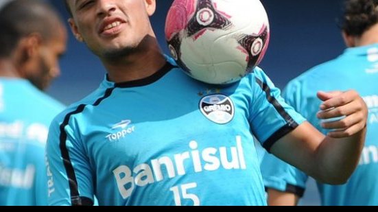 Imagem Como antecipado pelo Galáticos Online, Léo Gago é o novo reforço do Bahia