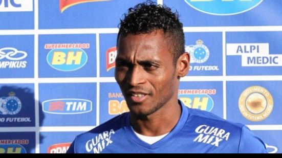 Imagem No Cruzeiro, Marquinhos diz que quer esquecer o passado