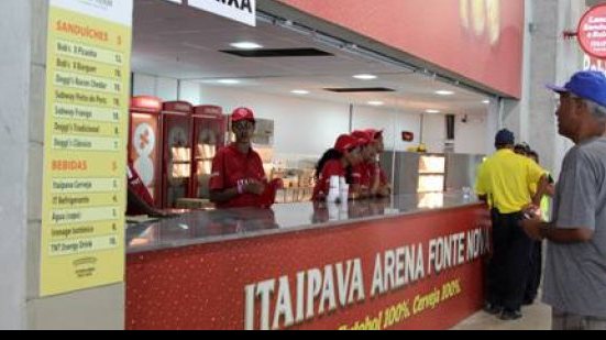 Imagem Voluntários da Fifa querem melhores serviços de alimentação em Salvador